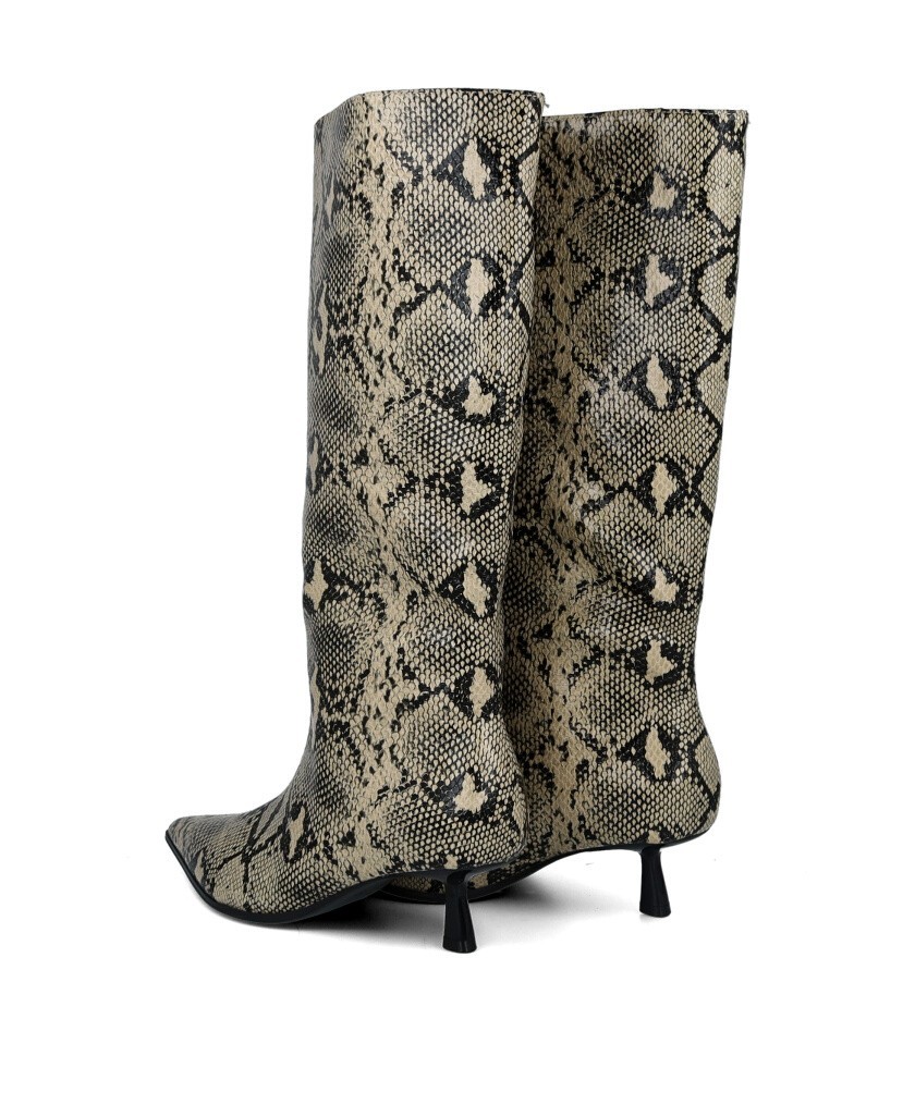 Botas altas animal print Gioseppo 80131-P
