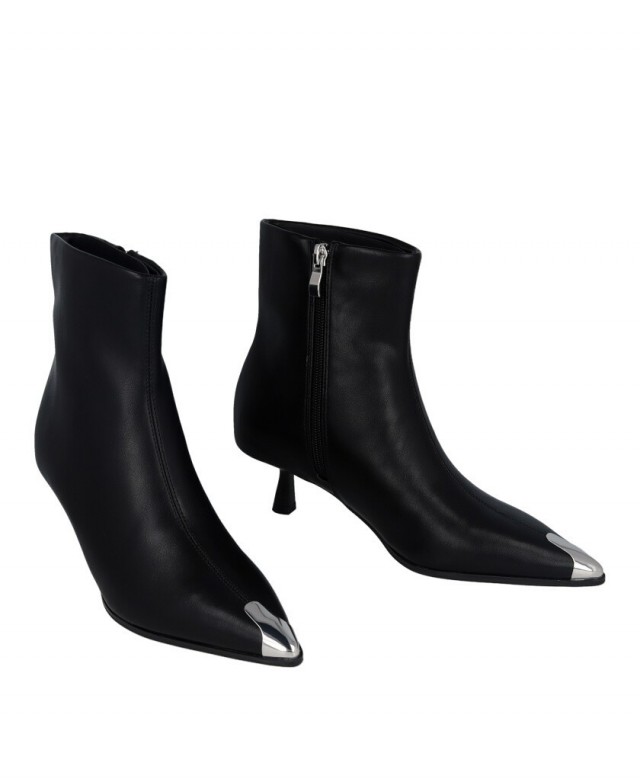 Gioseppo Kitten 80822 Studded Ankle Boots
