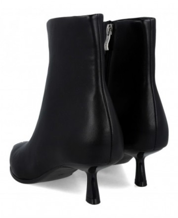 Gioseppo Kitten 80822 Studded Ankle Boots