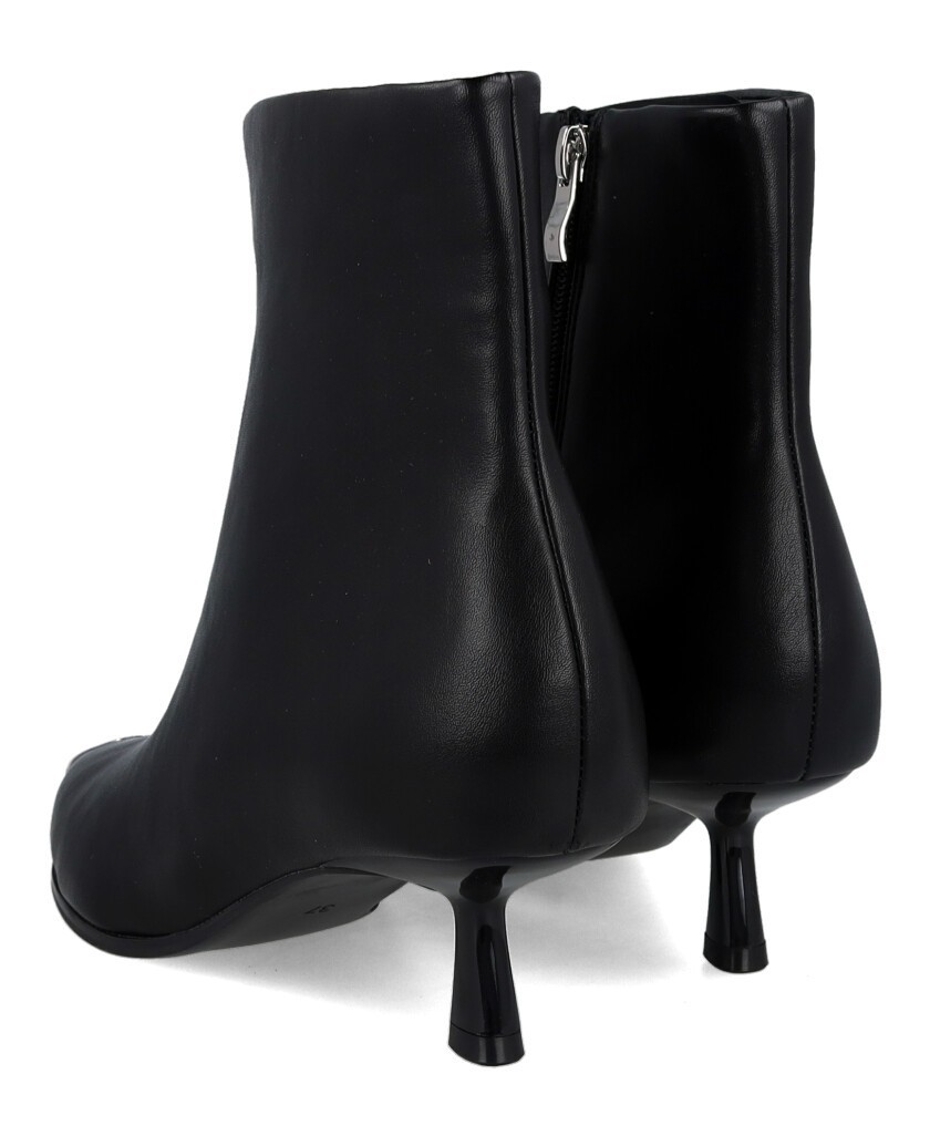 Gioseppo Kitten 80822 Studded Ankle Boots