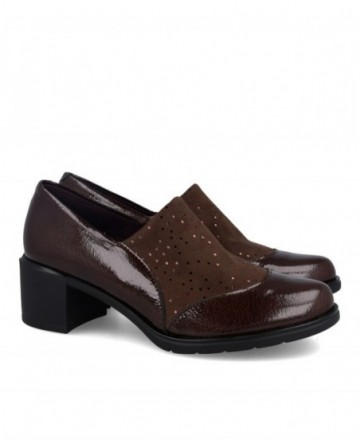 Zapato de charol con tacón Pitillos 11623