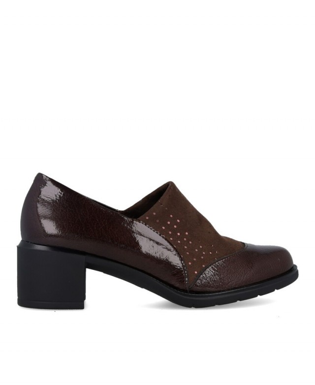 Zapato de charol con tacón Pitillos 11623