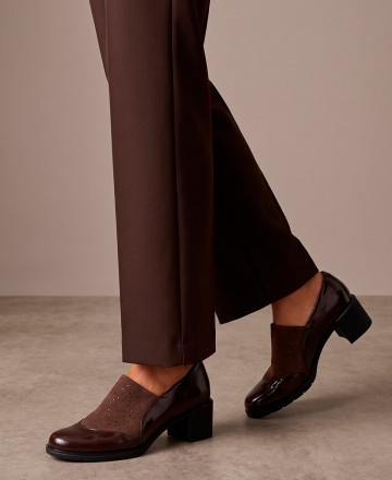 Zapato de charol con tacón Pitillos 11623