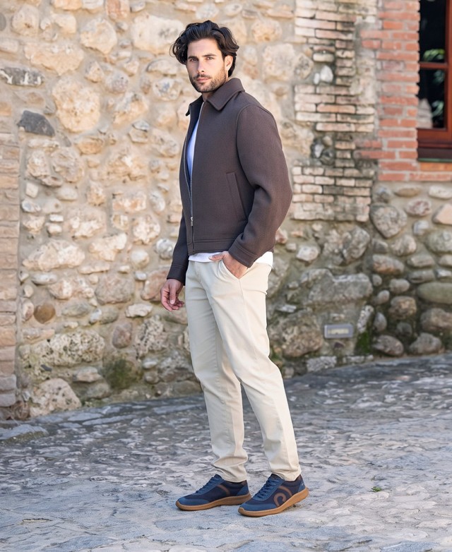 Zapatilla de hombre en azul El Naturista Oroel 5435
