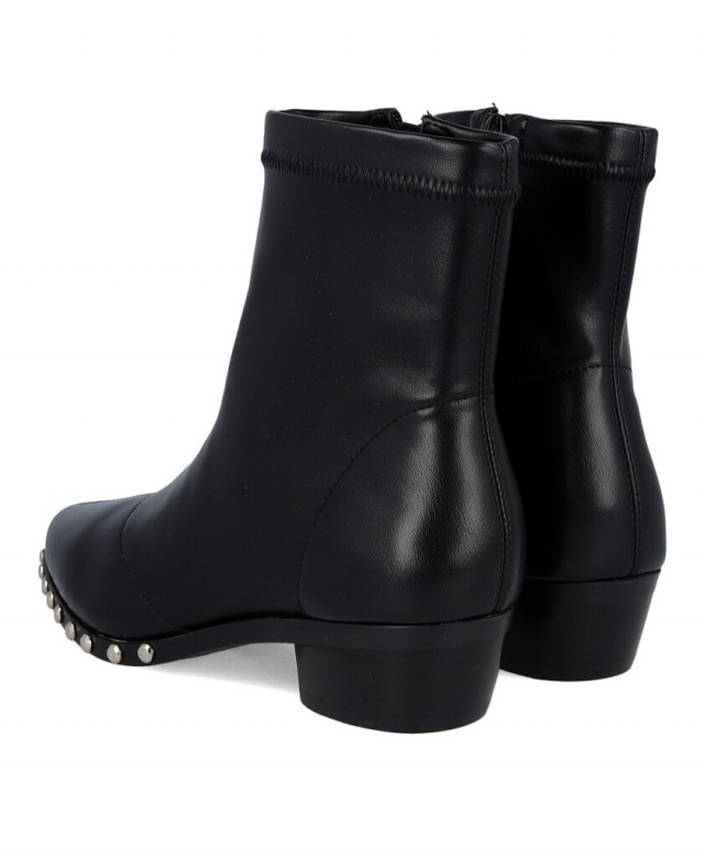 Botines con tachuelas Noa Harmon 9760