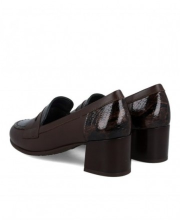 Pitillos 11642 heeled moccasin-style shoes