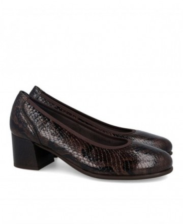 Pitillos 11640 elasticated-edged court shoes