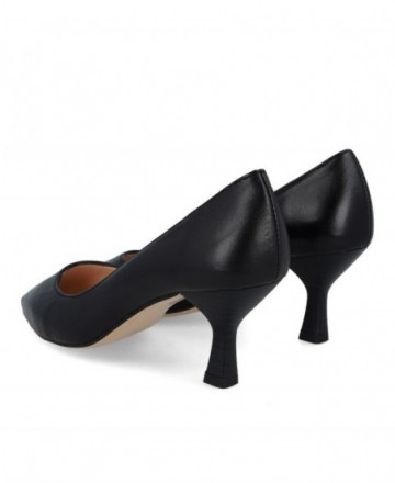 Patricia Miller 7082 court shoes
