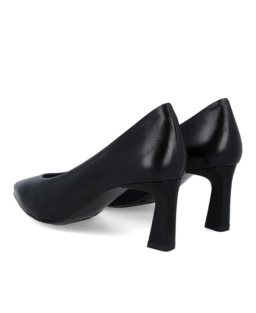 Zapatos negros de salón Desireé Viky3
