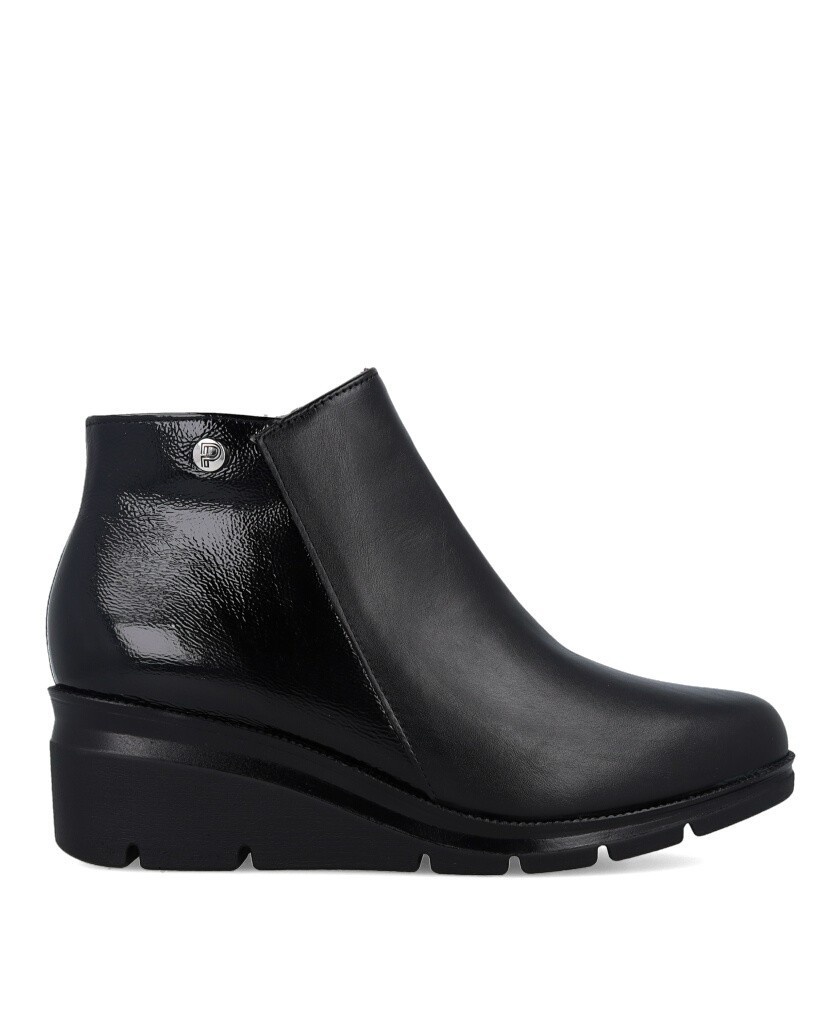 Black wedge ankle boots, skinny fit 11536