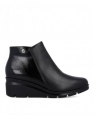 Botines negros con cuña Pitillos 11536