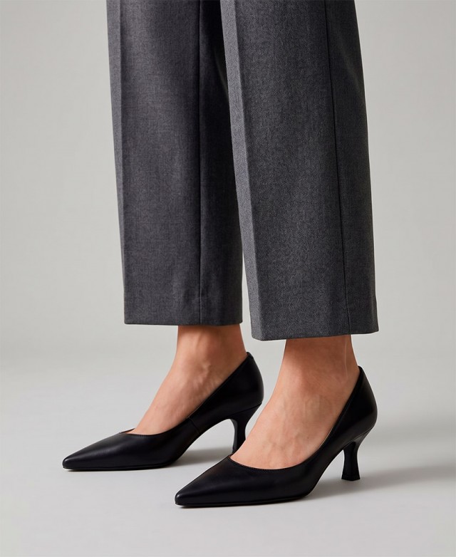 Patricia Miller 7082 court shoes