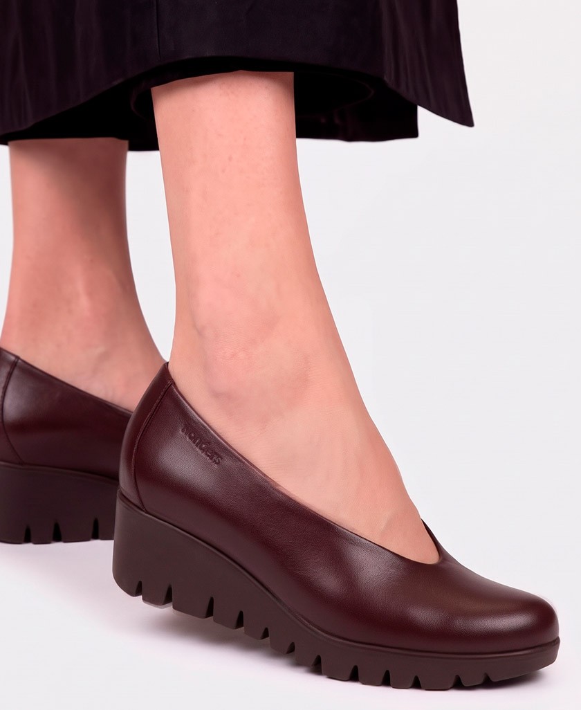 Wonders C-33100 lightweight wedge ballet flats