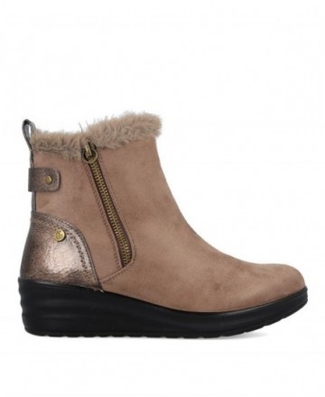 Amarpies 31052 wedge ankle boots with metallic detailing