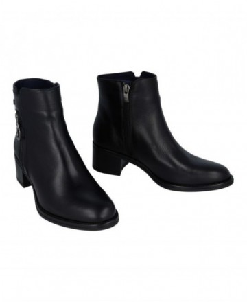 Dorking Chiara D9434 black zip-up ankle boots