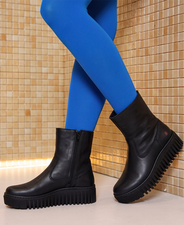 Botines con cuña Art III Brighton 1531