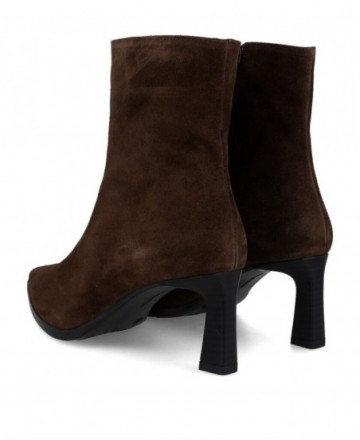 Desireé Kyra 1 split-leather ankle boots with a slim heel