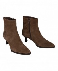 Unisa Lomas split-leather ankle boots with a slim heel