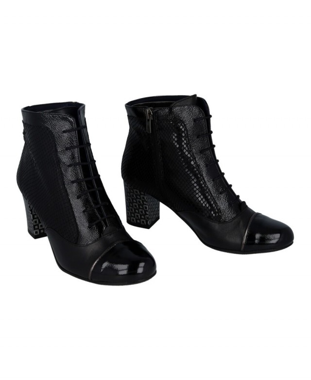 Dorking Rodin D8922 patent leather ankle boots