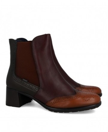 Ikia D9368 Dorking heeled Chelsea boots