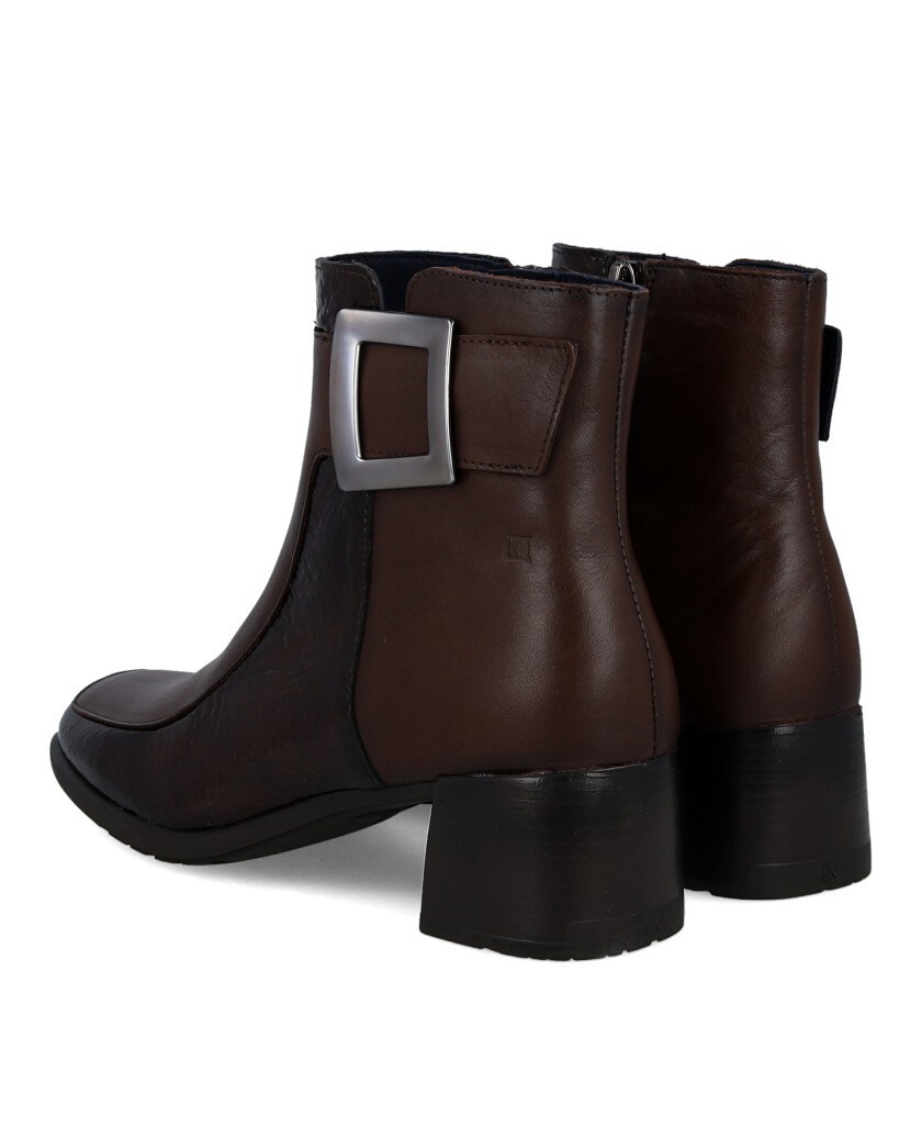 Dorking D9199 buckled heeled ankle boots