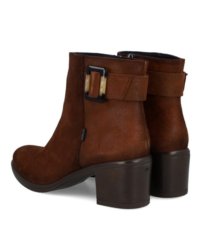 Dorking Lexi D9531 ankle boots with decorative buckle