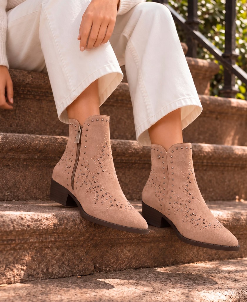 Cowboy ankle boots with embroidery BBup 2763