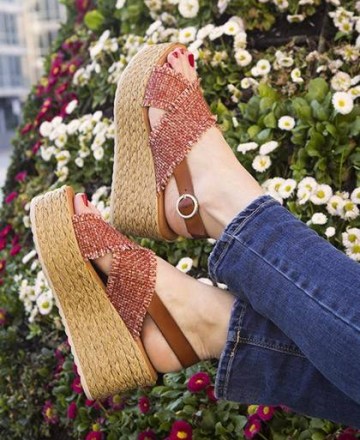 Sandalias cuña Tambi Lakika Sandalias cuña Tambi Lakika