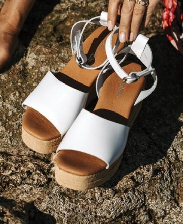 Tambi Yondu sandals Tambi Yondu sandals