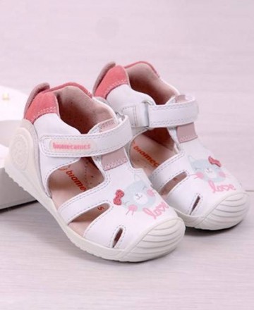 zapatos biomecanics para niño