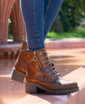 Tambi Arroyo zip-up ankle boot Tambi Arroyo zip-up ankle boot