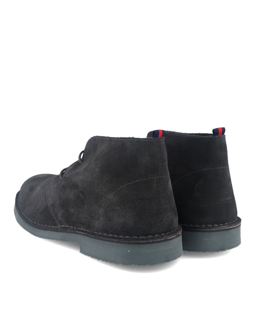 pisacacas shsoes man