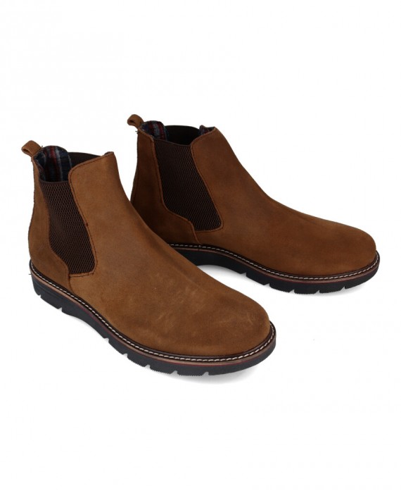 Split leather ankle boots for men from the Himalaya brand