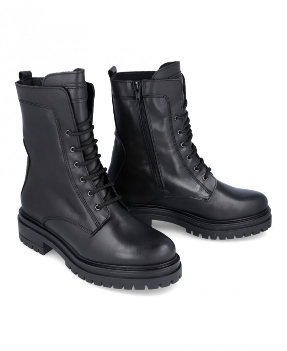 Tambi military boots