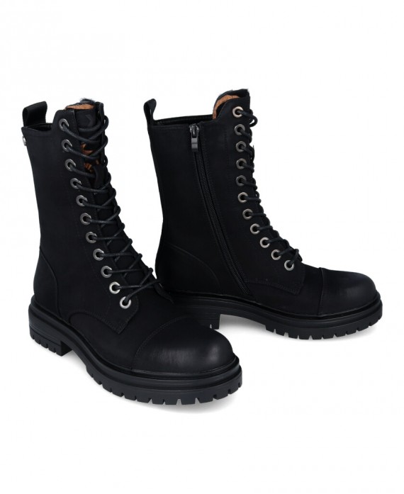 XTI high lace-up boots