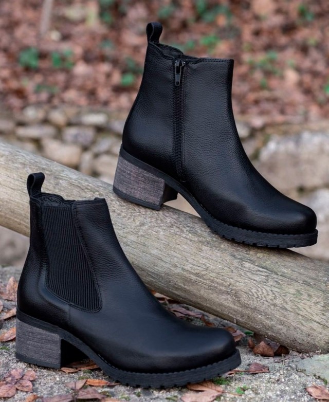 Yokono Alter 030 heeled ankle boot Yokono Alter 030 heeled ankle boot