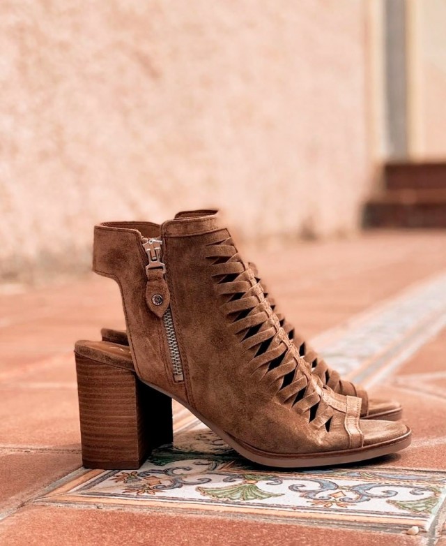 Leather cut out sales ankle boots