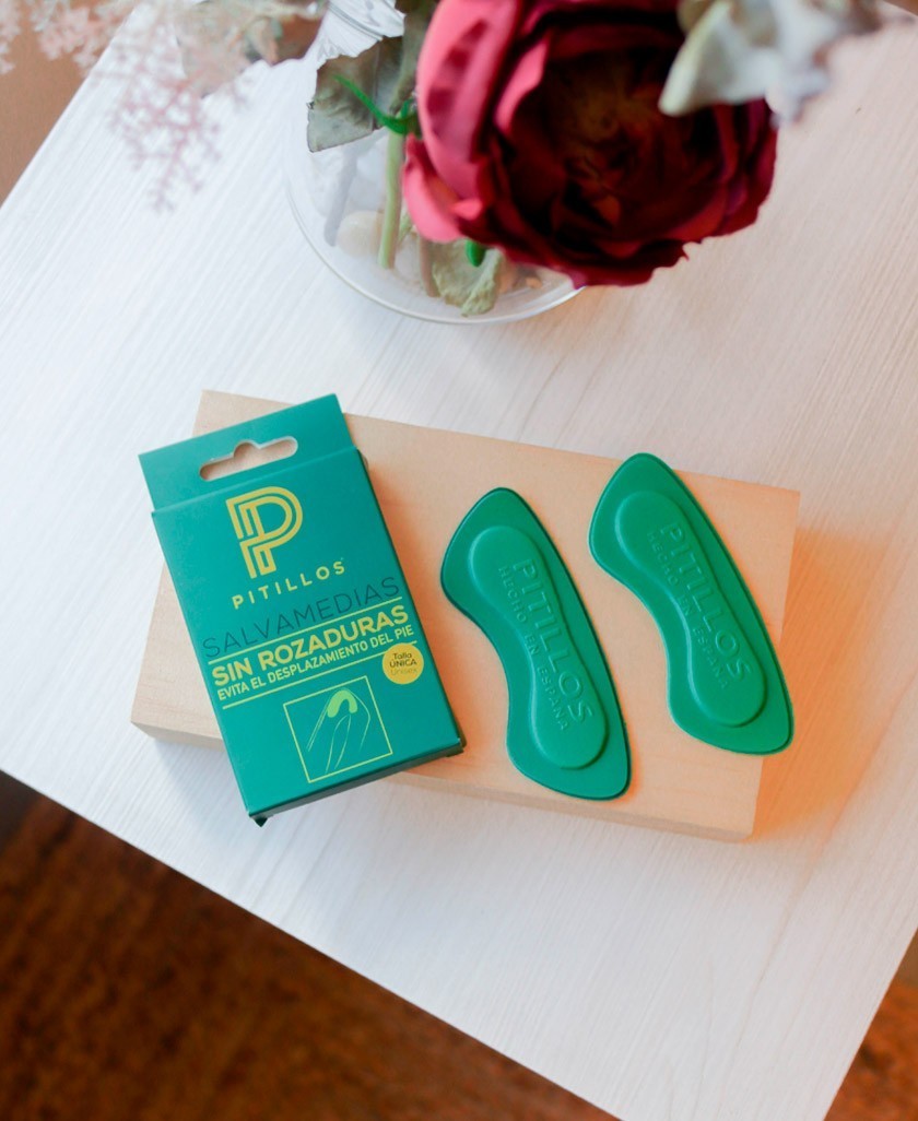 Salvamedias pad for skinny shoes