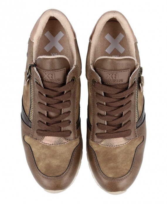 Brown sneakers XTI