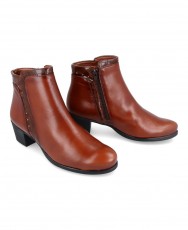 Desireé Neus 15 ankle boot with heel Desireé Neus 15 ankle boot with heel