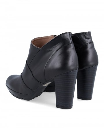 Botines negros de mujer