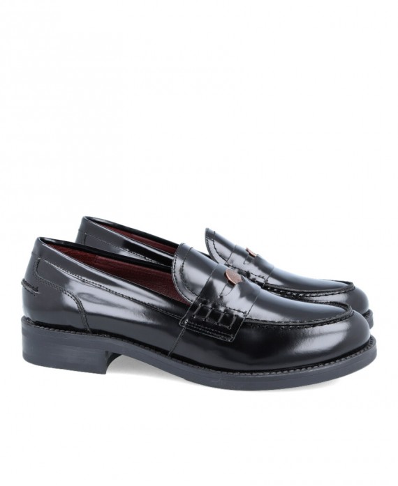 Zapatos para mujer en color negro Caracteristicas mocasin tacon 3 cm zapato de estilo casual suela de goma termoplastica exteri