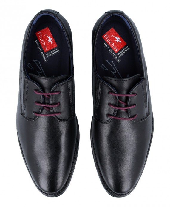 Zapatos de para hombre en color negro Caracteristicas con cordones altura de piso 2 cm piso de goma exterior piel e interior fo
