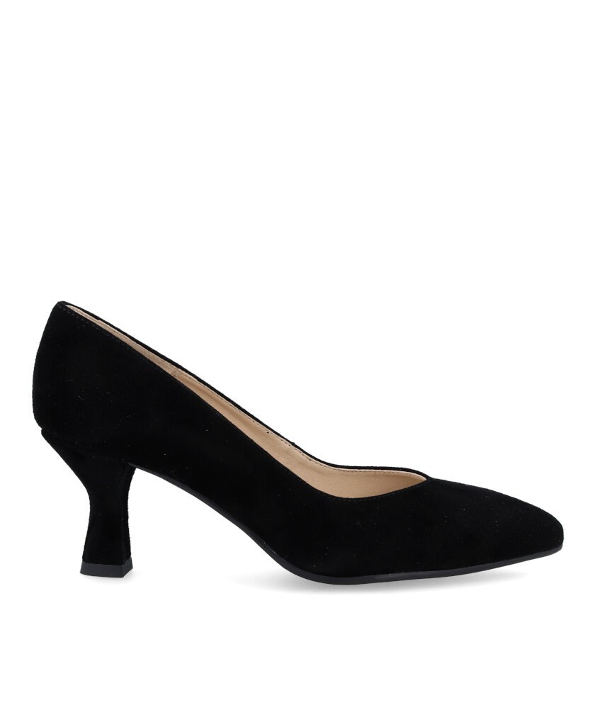 Zapato de salón negro de piel de ante Kissia 742