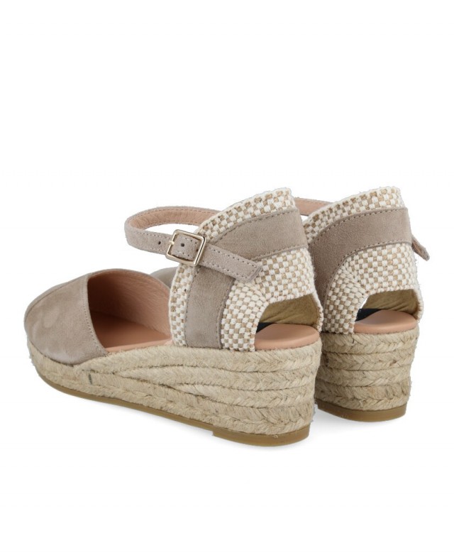 Gaimo Copita esparto wedge sandal for women in taupe color