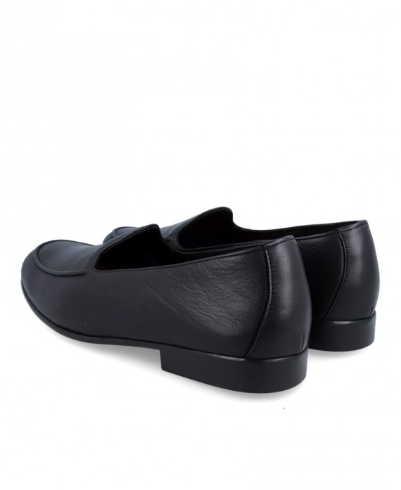 Zapatos para hombre en color negro Caracteristicas mocasin tacon 2 cm zapato de estilo casual suela de goma termoplastica exter