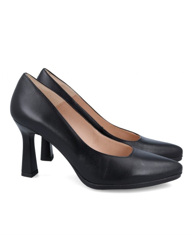 Desireé Syra 8 Women's black heels