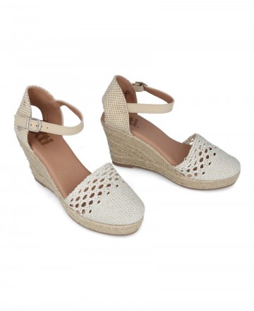 beige espadrilles