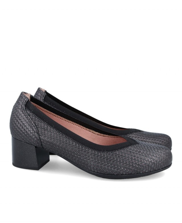 Pitillos 5090 Court shoes with wide heel