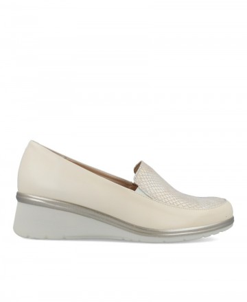 women beige loafers